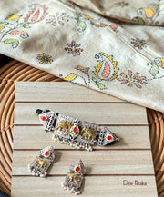 Alankaar Gaj Necklace With Vilandi Stone