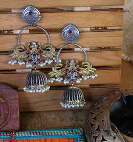 Viraat Vriksha Jhumkha