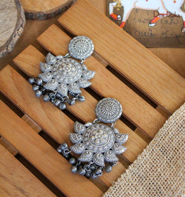 Kairavi Earrings