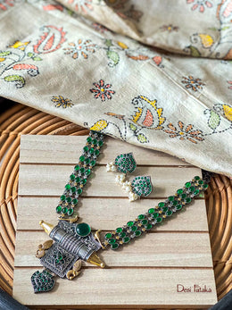 Monalisa Stone Necklace