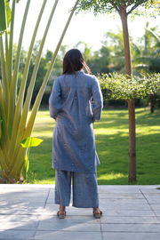 Niv Kurta