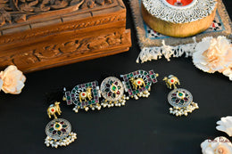 Nandi Choker